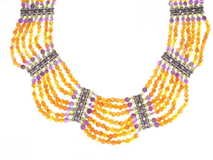 ST575 Carnelian Necklace and Earrings in Sterling Silver