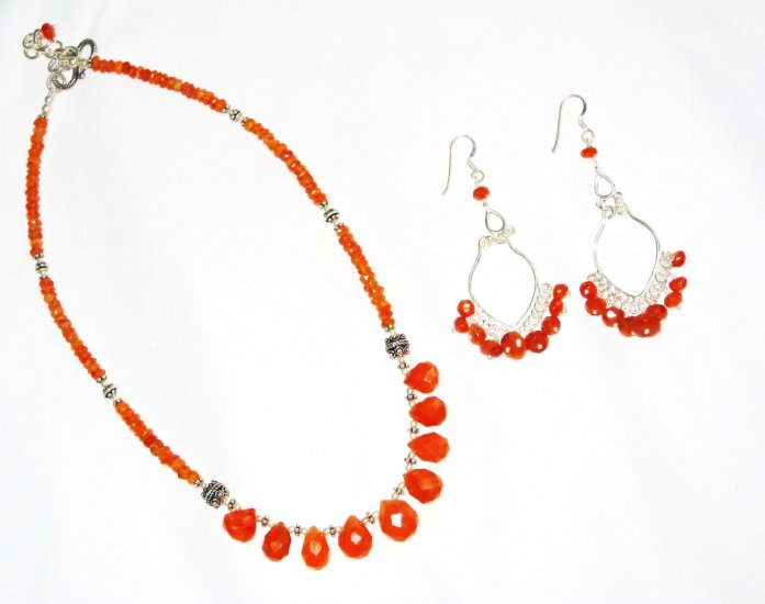ST594 Carnelian Necklace and Earrings in Sterling Silver