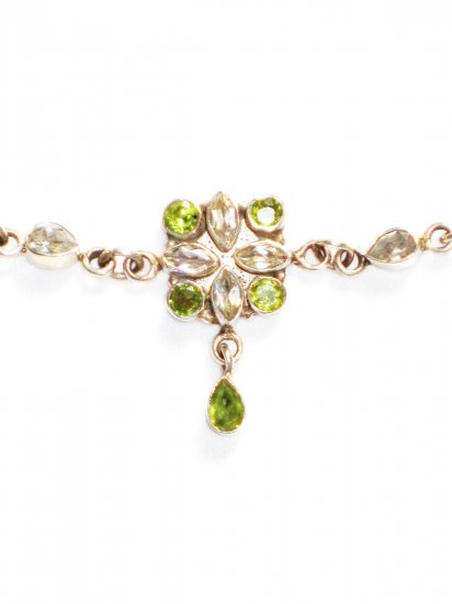 ST243 Peridot Necklace in Sterling Silver