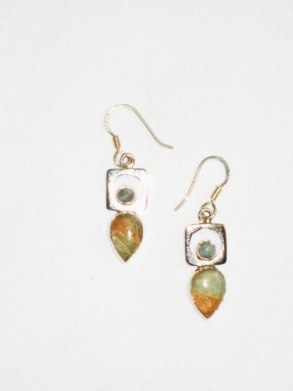 ST612 Agate Earrings in Sterling Silver
