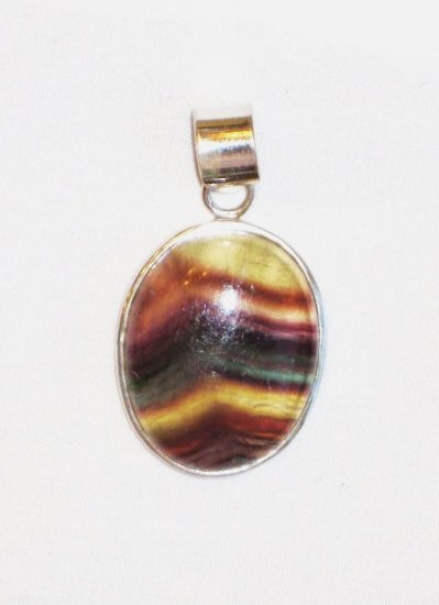 PN098 Agate Pendant in Sterling Silver