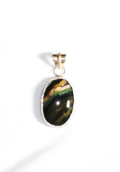 PN212 Agate Pendant in Sterling Silver
