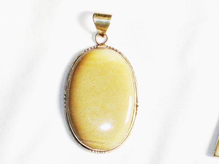 PN223 Agate Pendant in Sterling Silver