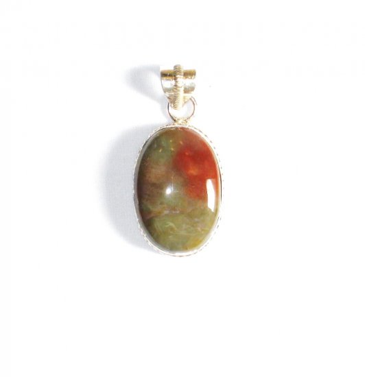 PN234 Agate Pendant in Sterling Silver