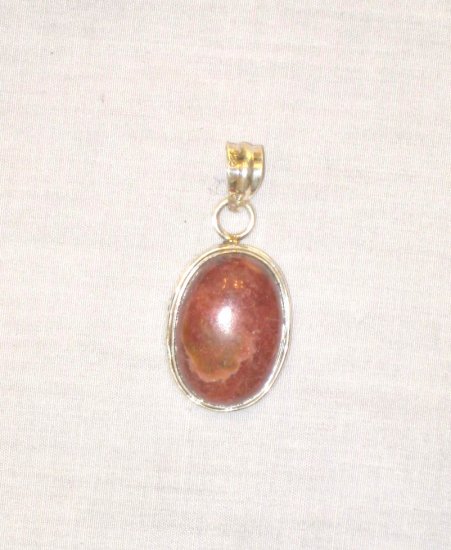 PN393 Agate Pendant in Sterling Silver
