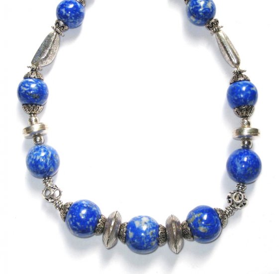 ST040 Blue Jasper Necklace in Sterling Silver