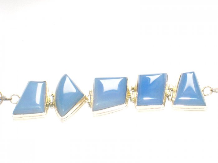 ST155 Chalcedony Bracelet in Sterling Silver