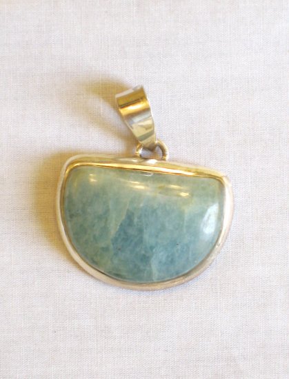 PN431 Flourite Pendant in Sterling Silver