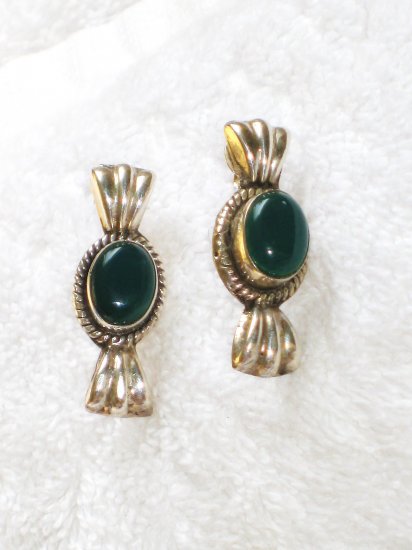 ER083 Green Onyx Earrings in Sterling Silver