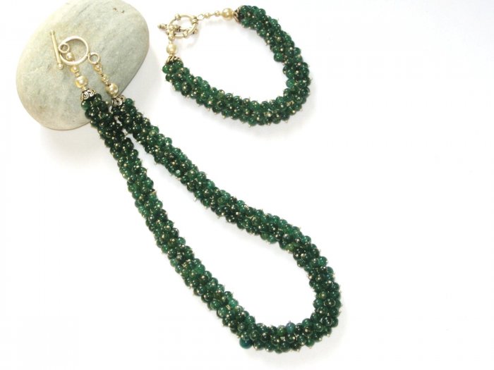 ST354 Green Onyx Necklace and Bracelet Set in Sterling Silver