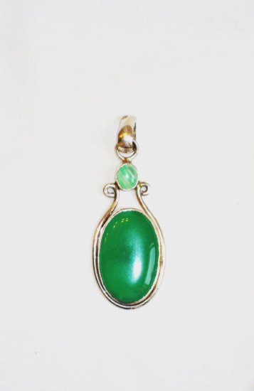 PN087 Green Onyx Pendant in Sterling Silver