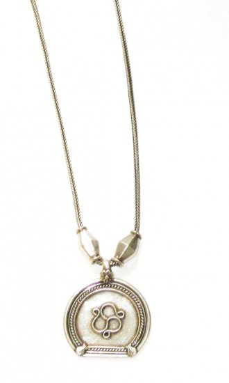 AQ160 Antique Silver Necklace in Sterling Silver