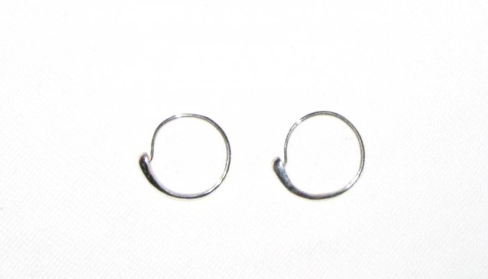 ST418 Modern Hoop Earrings in Sterling Silver