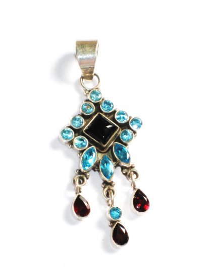 ST226 Cut Stone Mixed Stones Blue CZ, Garnet and Onyx Pendant in Sterling Silver