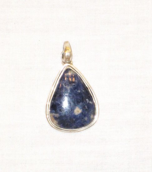 PN401 Sodalite Pendant in Sterling Silver