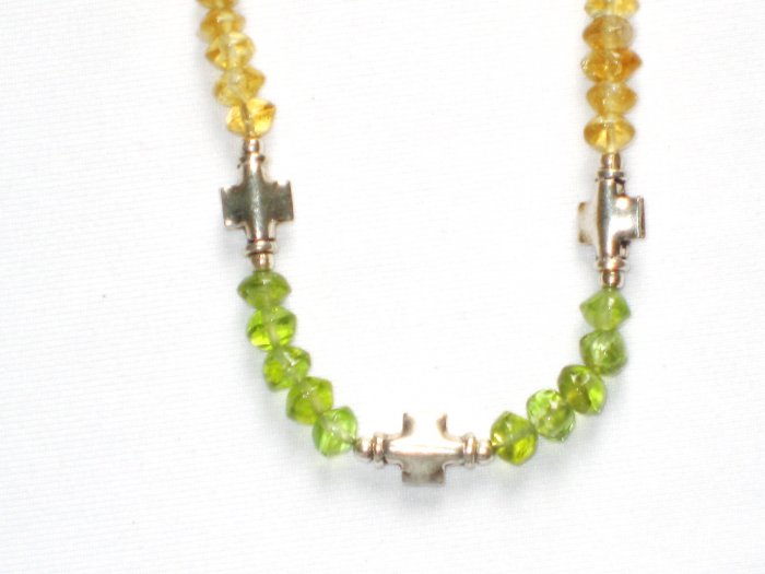 ST002 Peridot Necklace in Sterling Silver