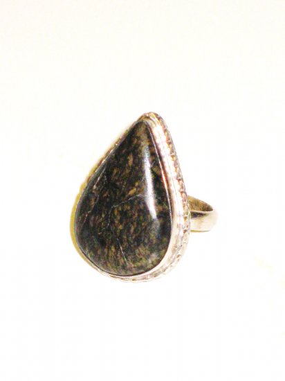 RG016 - Agate Ring in Sterling Silver - Size 7