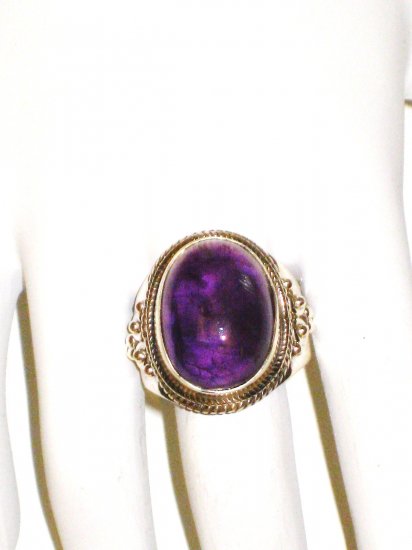RG021 Amethyst Ring in Sterling Silver - Size 8.5