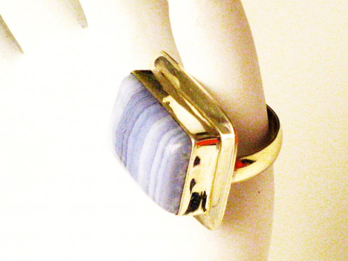 RG084 Agate Blue Ring in Sterling Silver, Size 7
