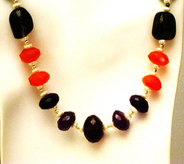 NK006 Garnet and Pearl Necklace with an Amethsyt Center. In Sterling Silver