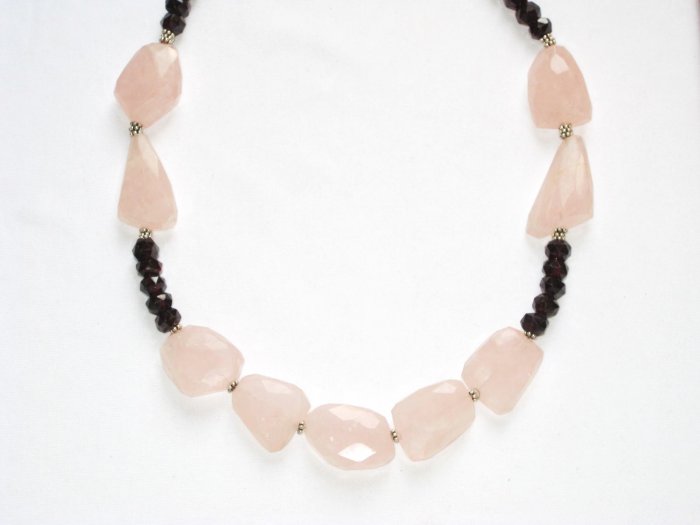 ST079 Garnet and Rose Quartz Necklace in Sterling Silver