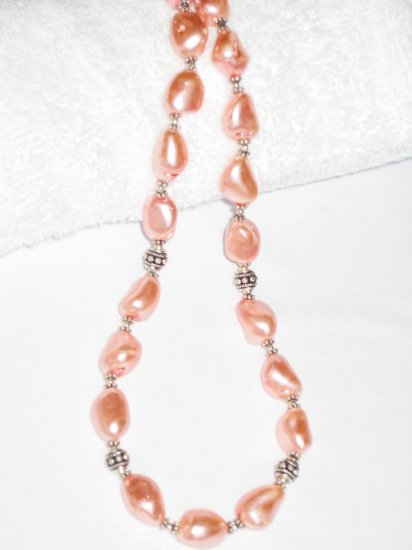 ST119 Pearl Necklace in Sterling Silver