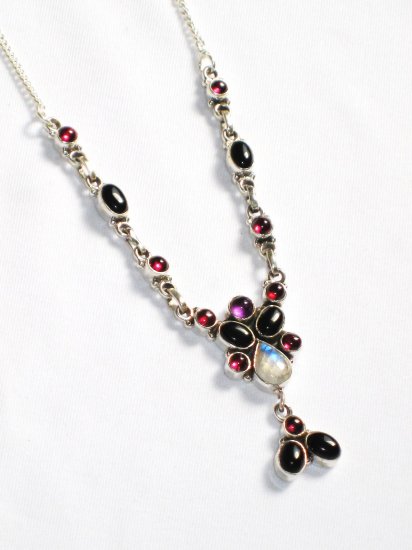 ST236 Cut Stone Mixed Stones Necklace in Sterling Silver