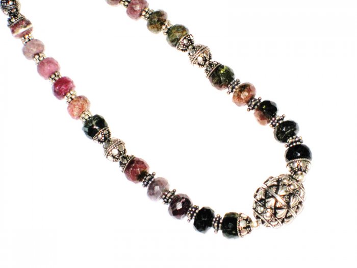 ST516 Mixed Stones Necklace in Sterling Silver