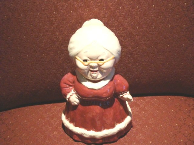 Shige Ko Shigeko Mrs Santa Old Lady Figurine FREE SHIPPING!