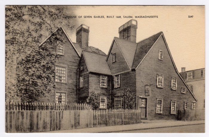 House of Seven Gables Salem, MA Black and White Printed Postcard #0350
