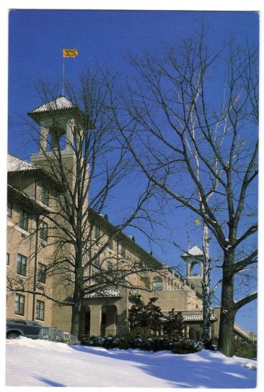 Hotel Hershey, side view of the front entrance in snow Hershey, PA Postcard #0362
