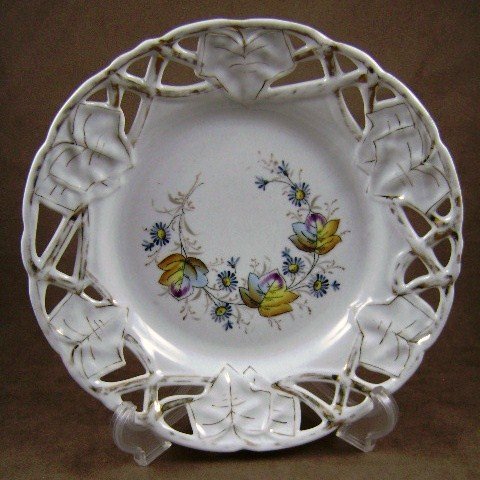 Open Edge Floral White with Gold Trim Collector Plate