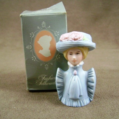 Avon American Fashion Thimbles 1890 Porcelain Lady Silhouette