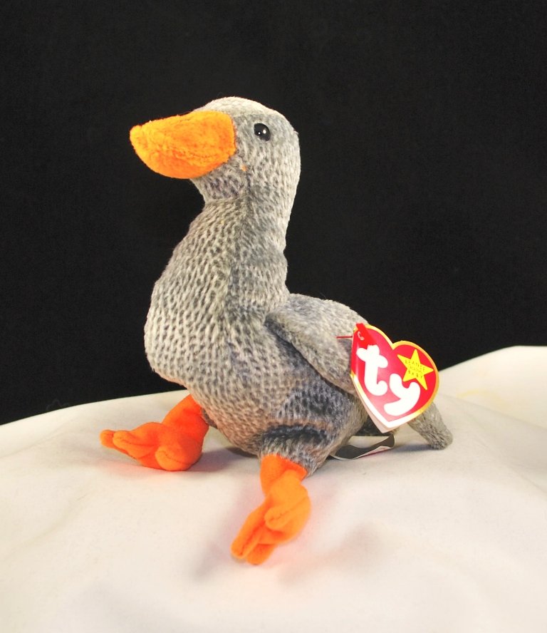 Ty Honks The Goose Retired Beanie Baby 4258