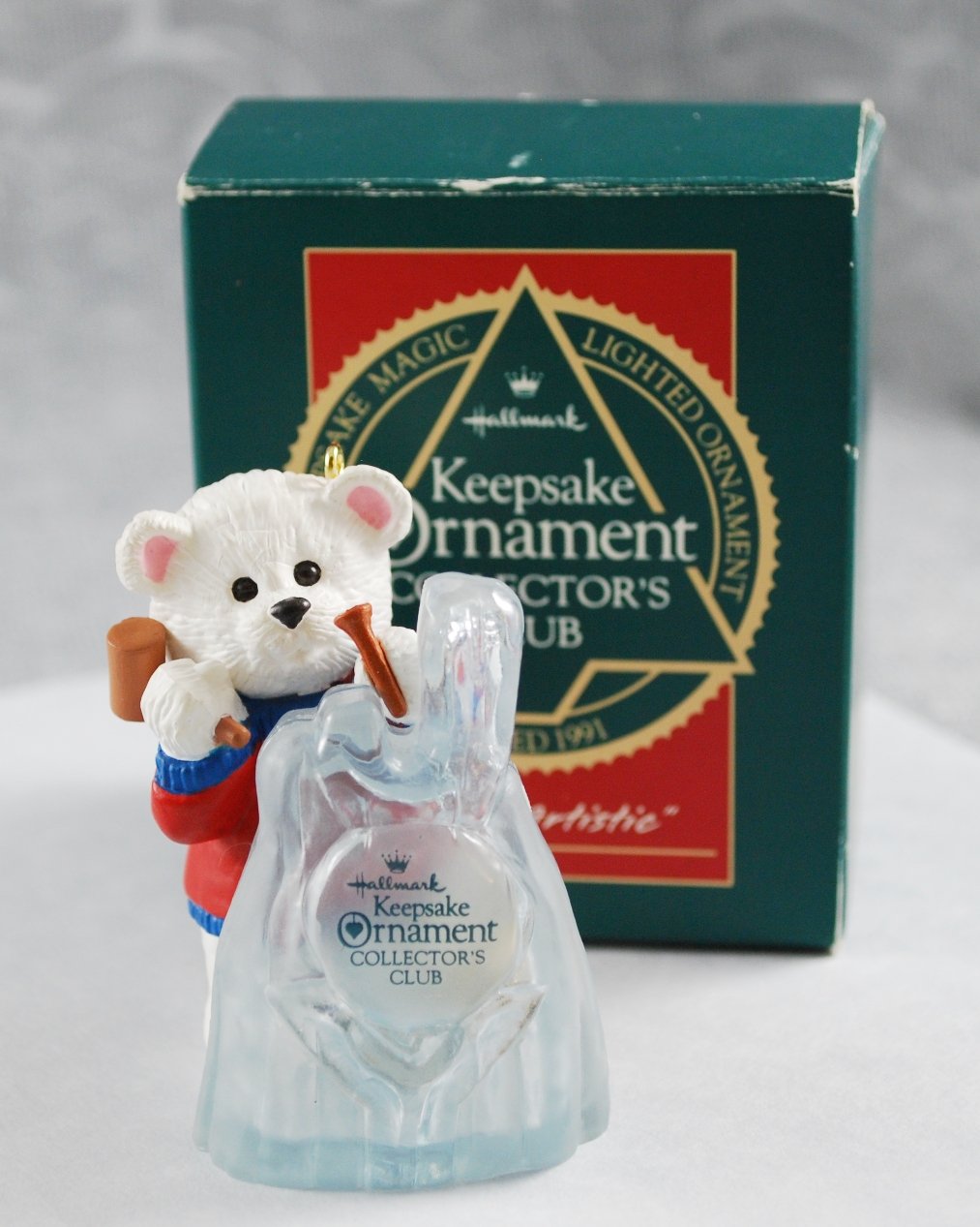 Hallmark Beary Artistic Keepsake Collector's Club Christmas Tree Ornament