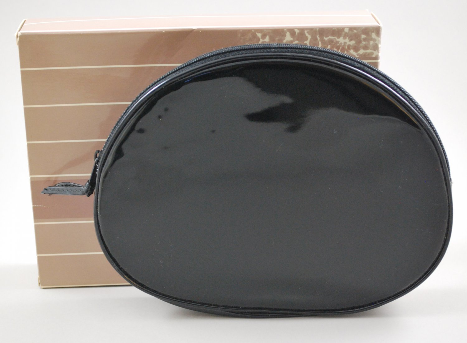 1986 Avon Beauty Make-up Clutch Bag Black with Red Interior