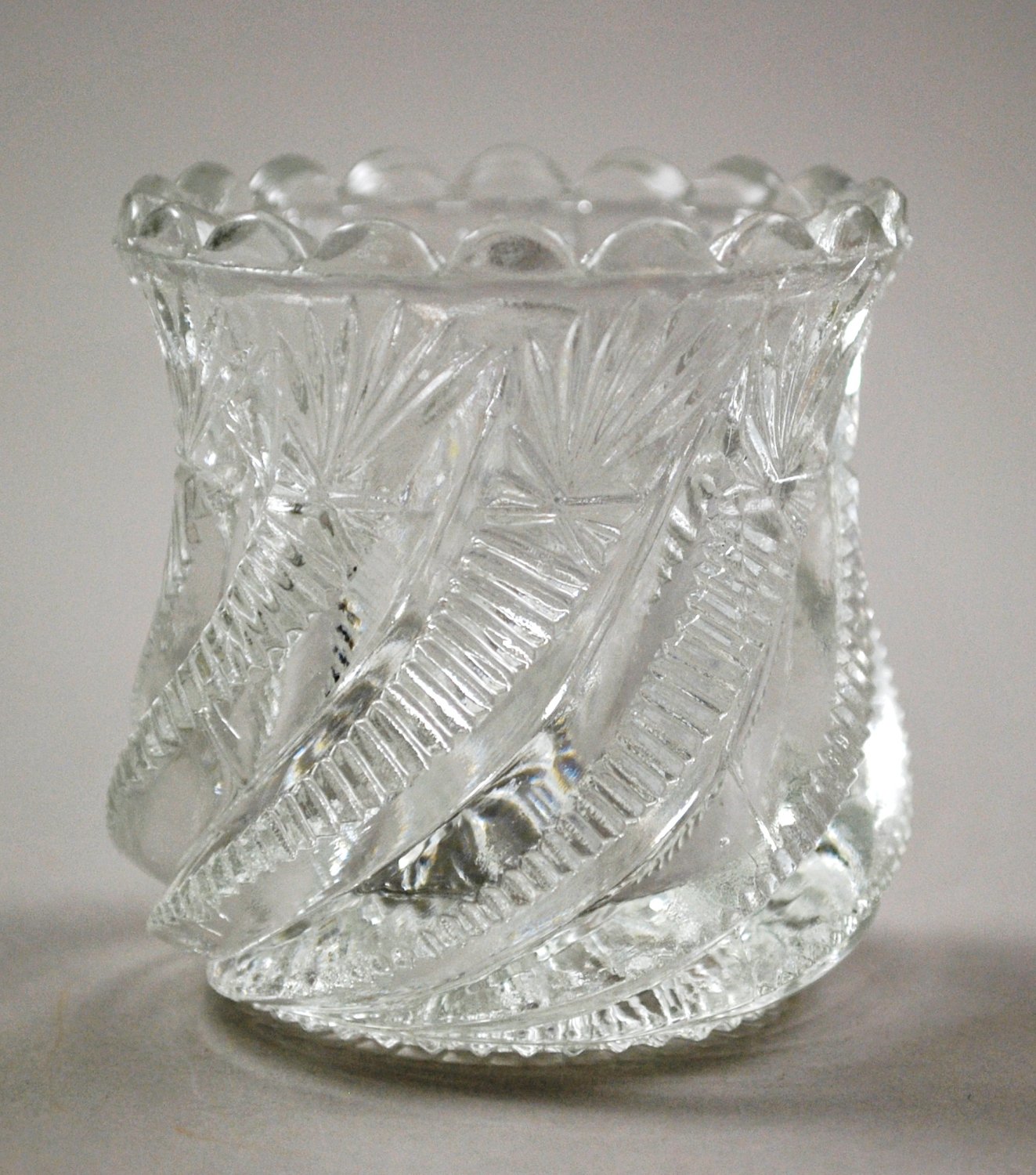Bryce, Higbee 1905 Swirl and Panel Clear Glass Toothpick Holder