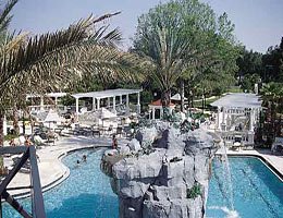 Disney Area Vacation Resort Rental June 22-25 Sleeps 4