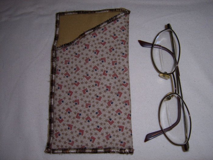 HANDMADE SUPPORT OUR TROOPS EYEGLASS CASE ALL OVER MINI FLAG PRINT WITH GOLD LINING WIDE SIZE