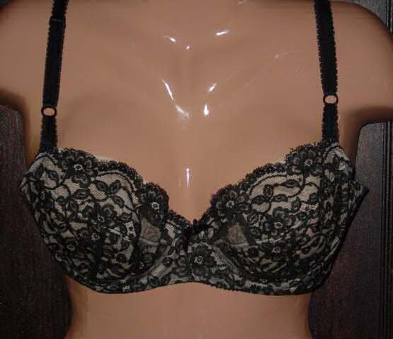 Vintage late 60s early 70s black lace Bali-lo bra 34c