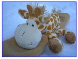 See Me Smile plush seatbelt cover - GIRAFFE