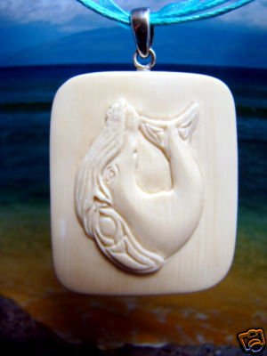 HUMPBACK WHALE INUIT / ESKIMO NATIVE ALASKA FOSSIL IVORY PENDANT / CARVING FREE SATIN RIBBON