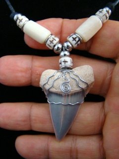 " MAKO FOSSIL SHARK TOOTH " NECKLACE TIBETAN MALA YAK BONE BEADS