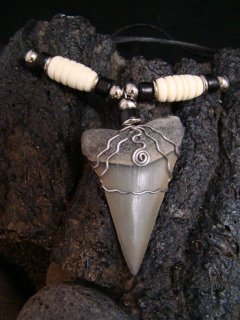 FOSSIL MAKO SHARK TOOTH NECKLACE WHITE CARVED OX BONE BEADS