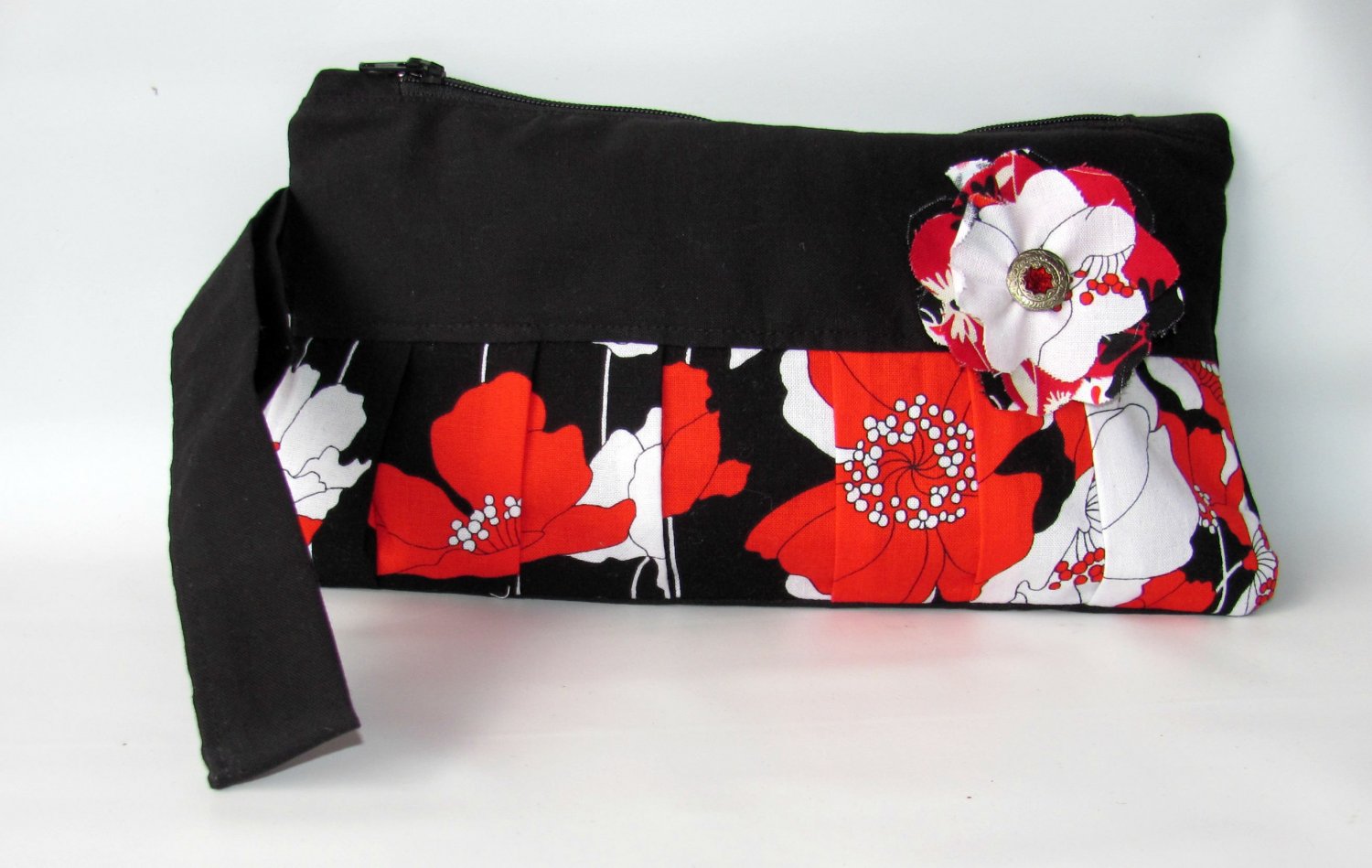 Wristlet Clutch Poppy Lane Red