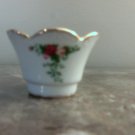 Royal Albert OLD COUNTRY ROSES BUD FLOWER VASE 2 1/2" x 4 1/4"