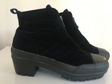 DKNY Getaway Boots Combat Military Dystopian style Size 7 Ankle Donna Karan New York