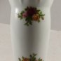 ROYAL ALBERT "OLD COUNTRY ROSES" BUD FLOWER VASE, 4 3/8" tall