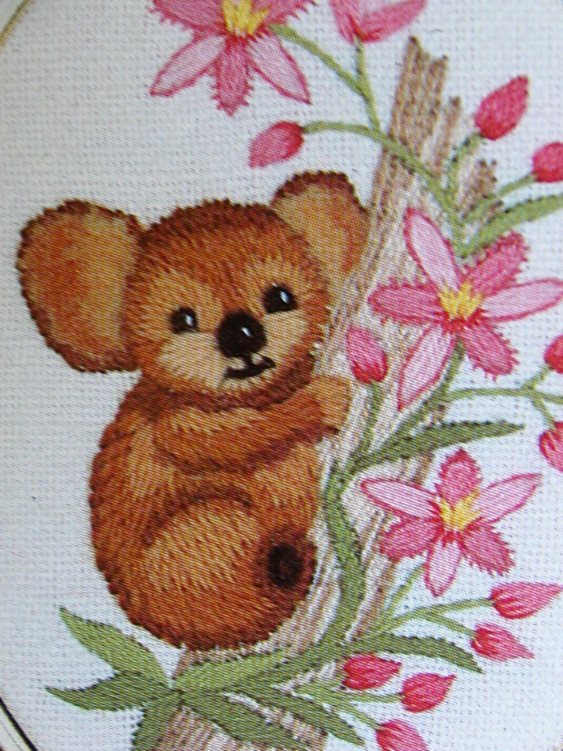 Charmin koala bear flower needlepoint crewel embroidery kit 04-63