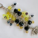 Bumble Bee Zipper Purse Charm yellow flower black bead Bumble Bee Zipper Purse Charm yellow flower black bead